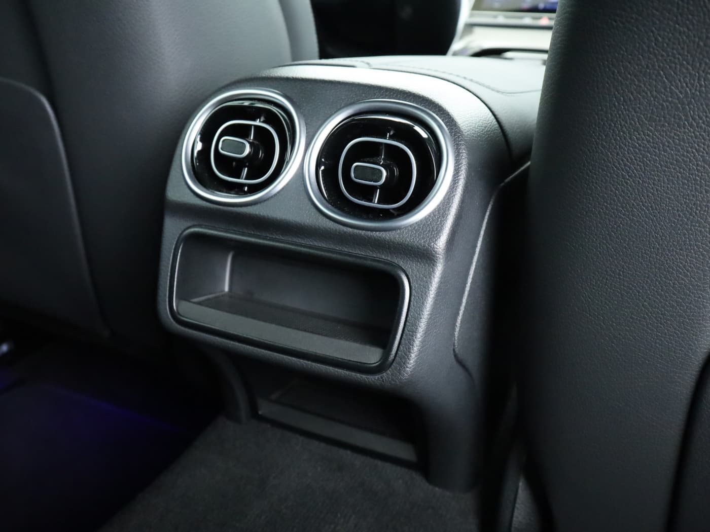 Mercedes-Benz C 300 d T Bild 23