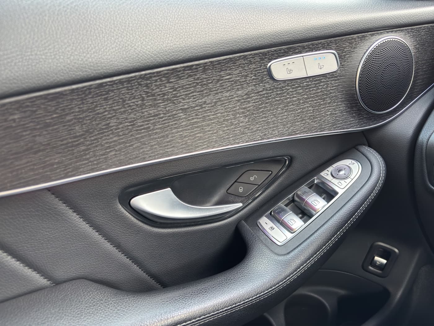 Mercedes-Benz GLC 300 de 4M Bild 17
