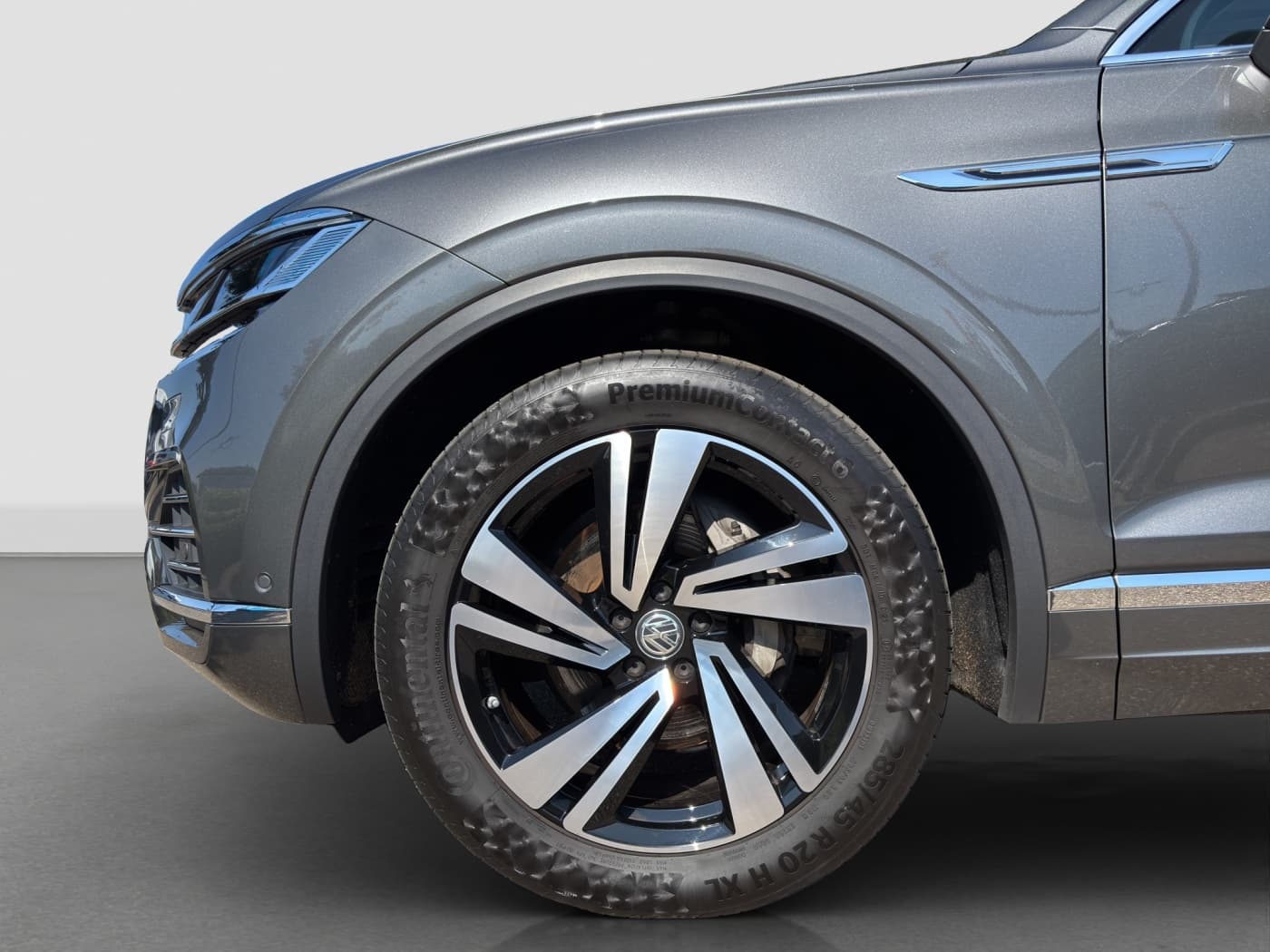 Volkswagen Touareg 3.0 V6 TDI Elegance Bild 18
