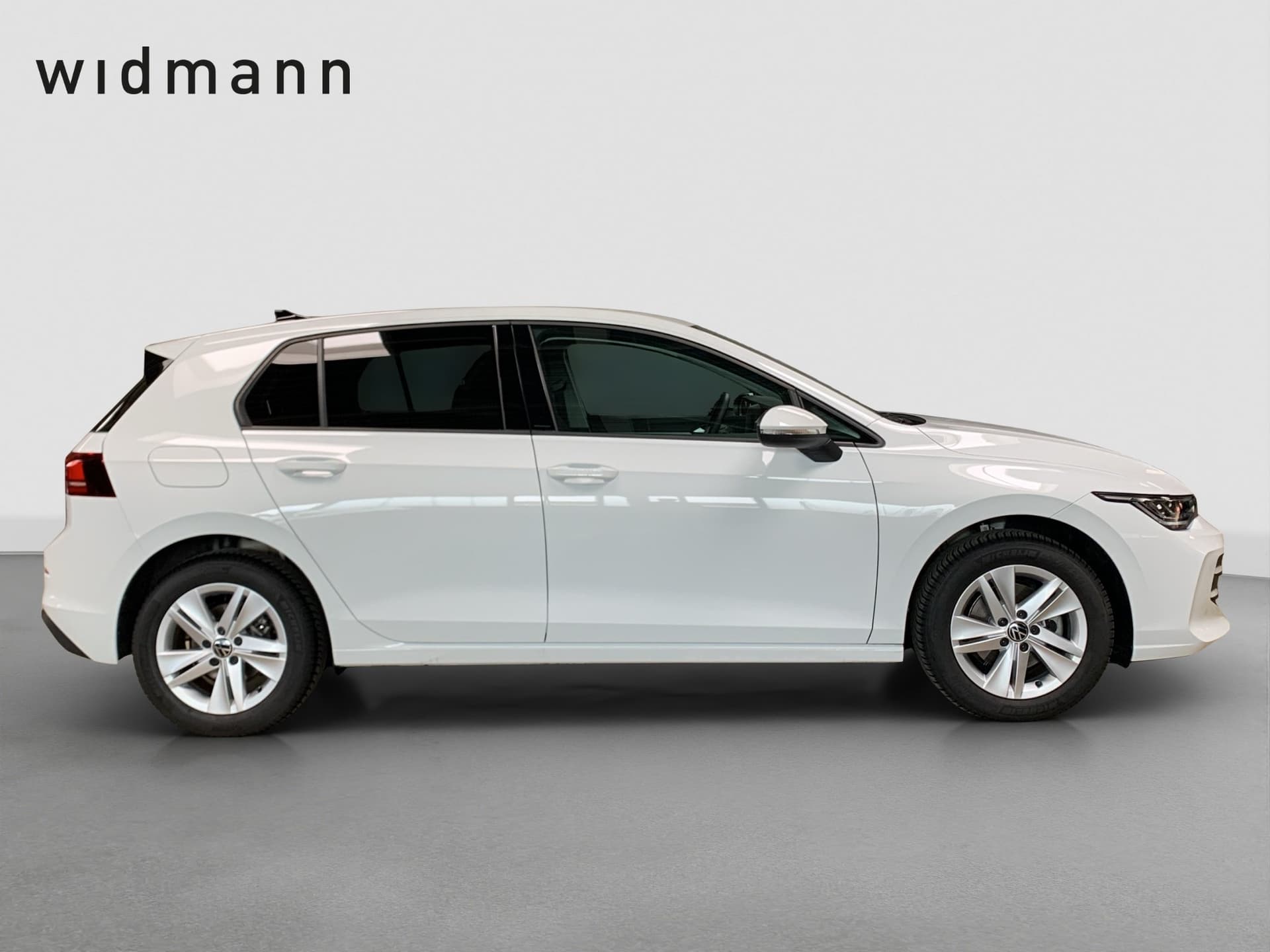 Volkswagen Golf Life 115 PS eTSI DSG ACC Kamera Standheizung Bild 6