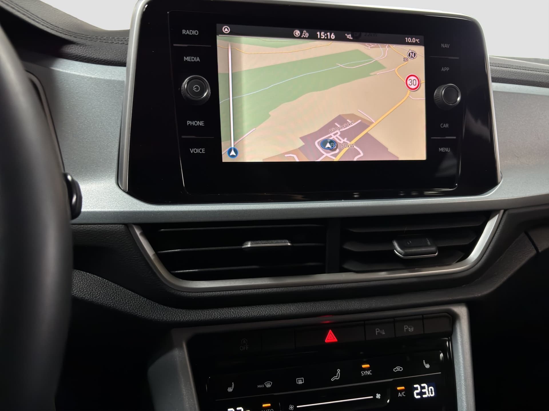 Volkswagen T-ROC GOAL 2.0 TDI 150 PS DSG AHK NAVI ACC Bild 11