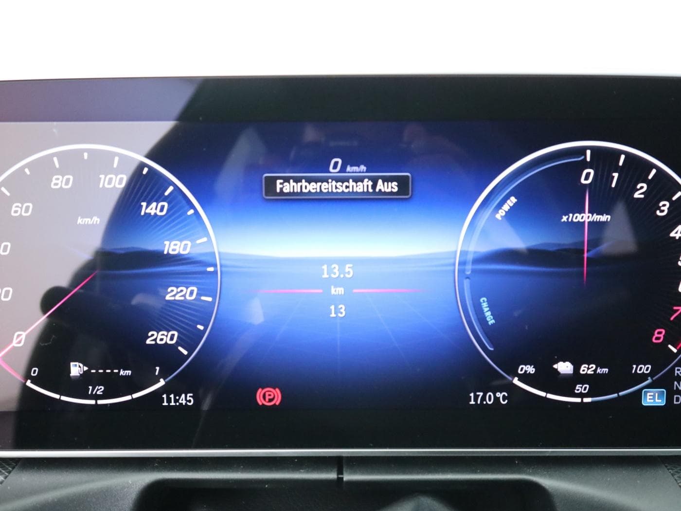 Mercedes-Benz C 300 e T EQ Hybrid Technologie Bild 12