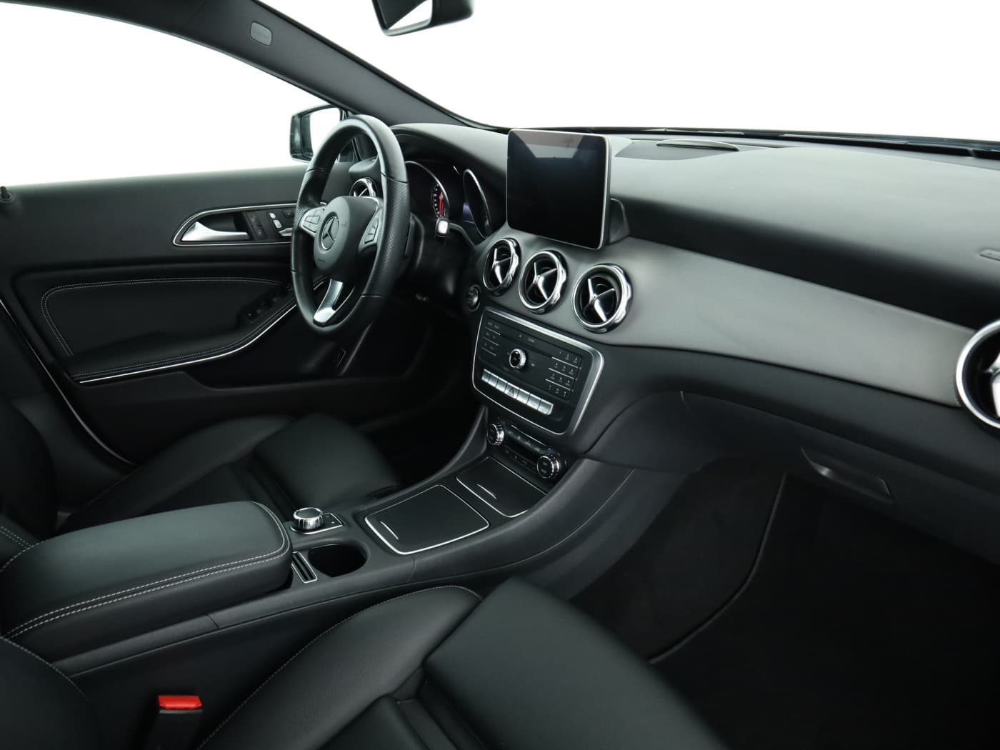 Mercedes-Benz GLA 250 Bild 17