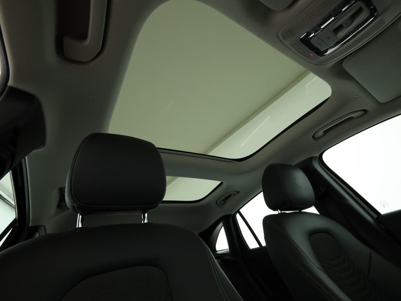 Mercedes-Benz GLA 250 e Bild 21