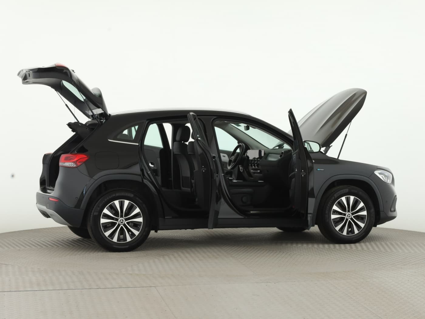 Mercedes-Benz GLA 250 e Bild 8