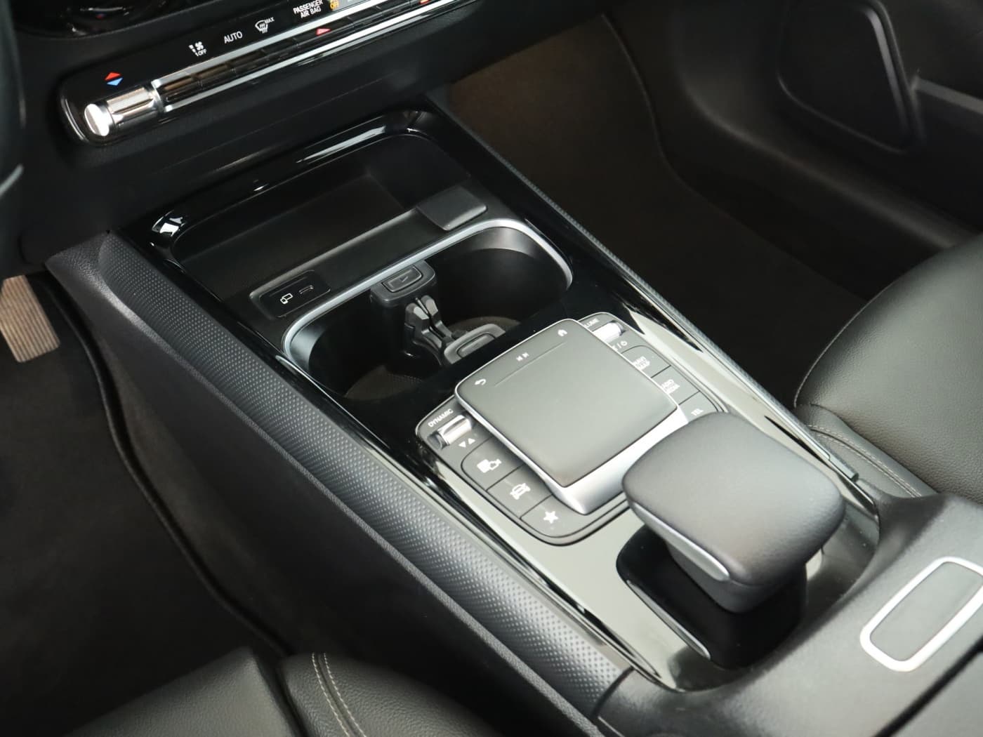 Mercedes-Benz B 180 d Bild 15
