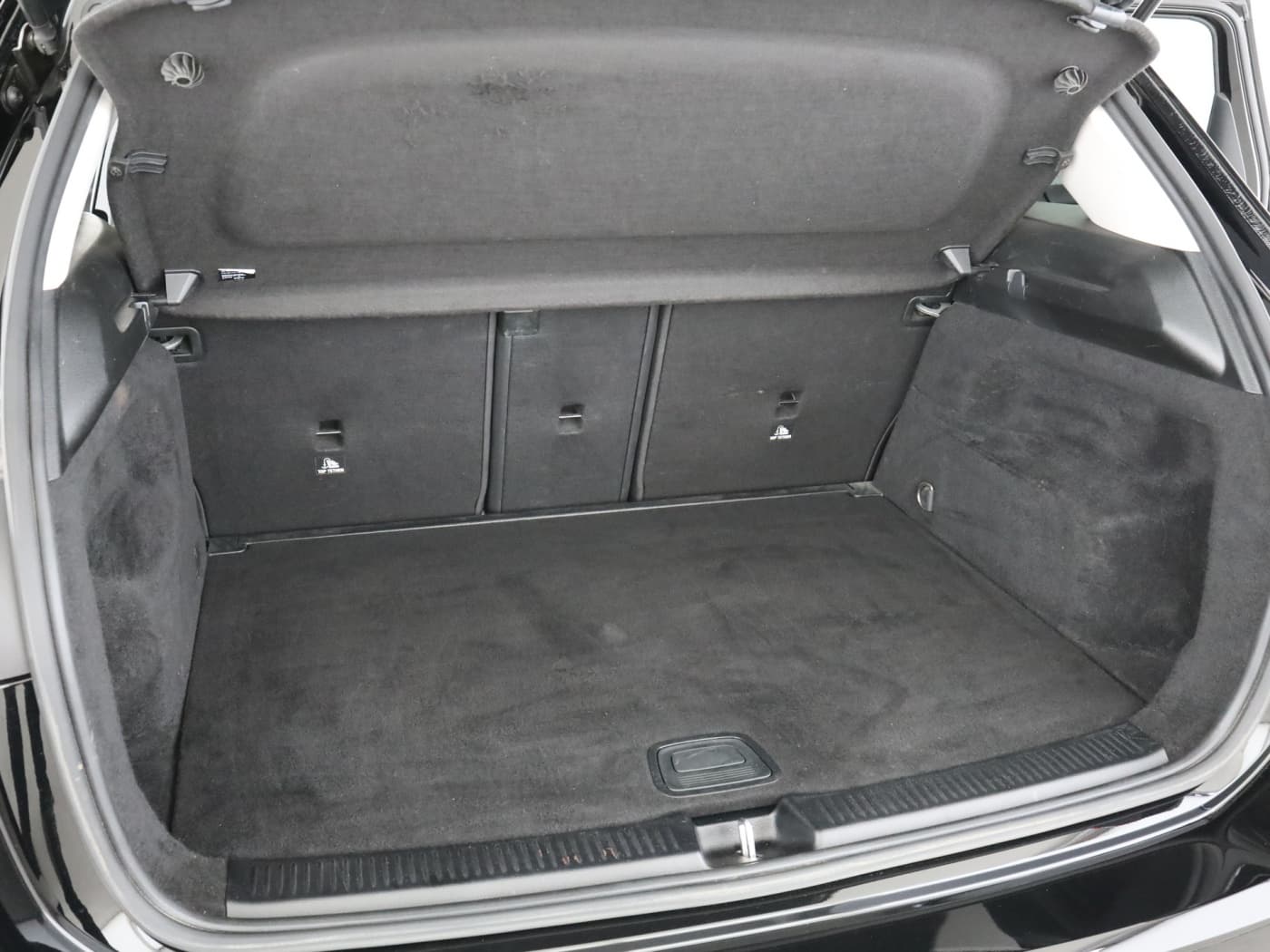 Mercedes-Benz B 180 d Bild 22