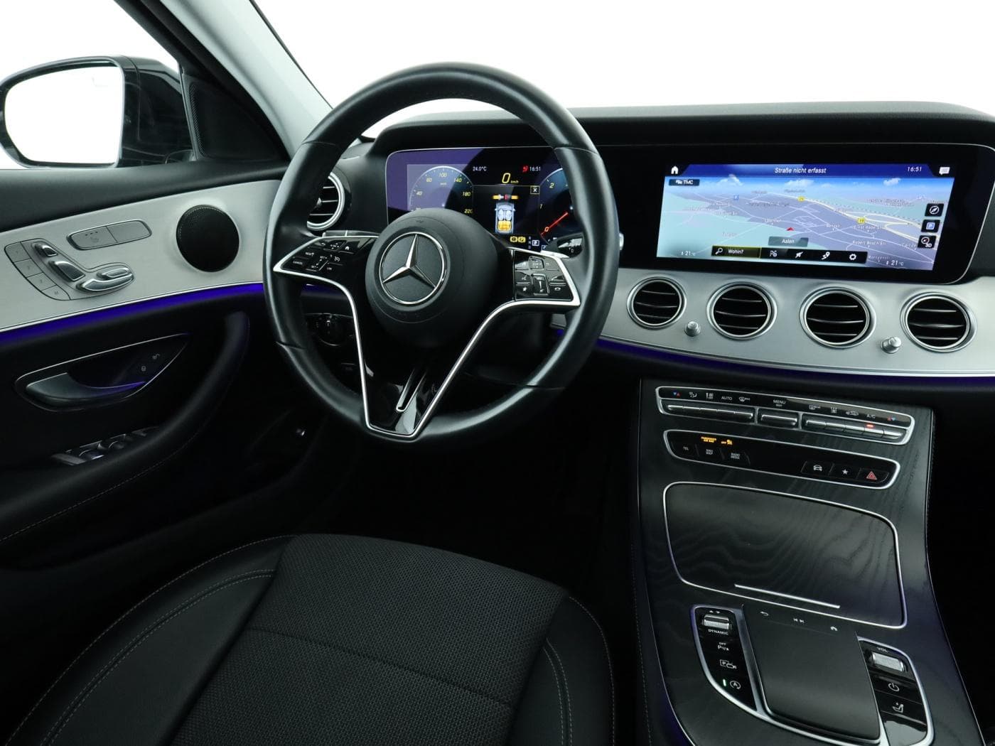 Mercedes-Benz E 220 d T Bild 10