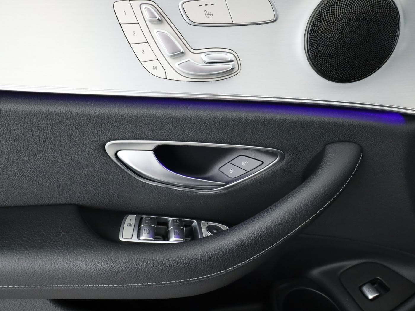 Mercedes-Benz E 220 d T Bild 20