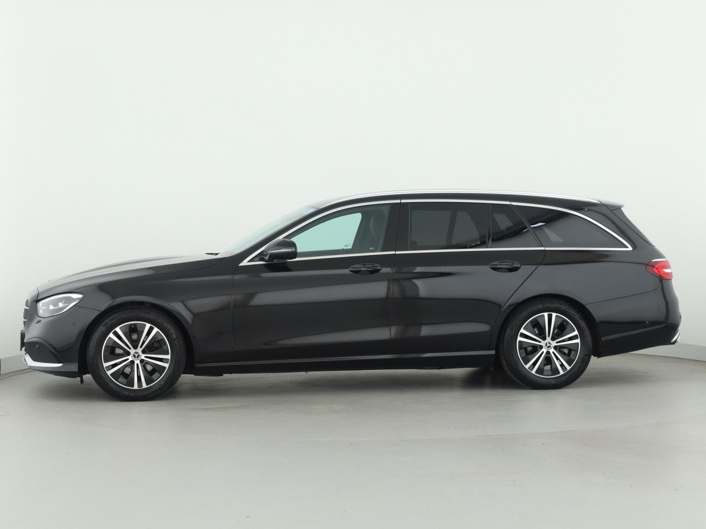 Mercedes-Benz E 220 d T Bild 7