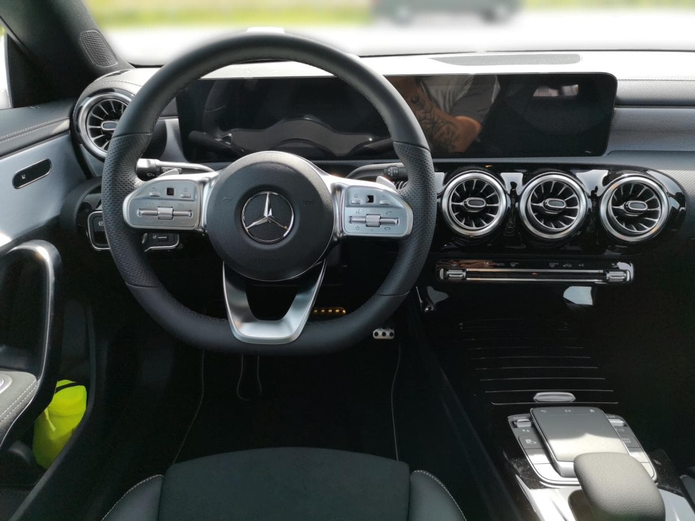Mercedes-Benz CLA 200 d SB Bild 7