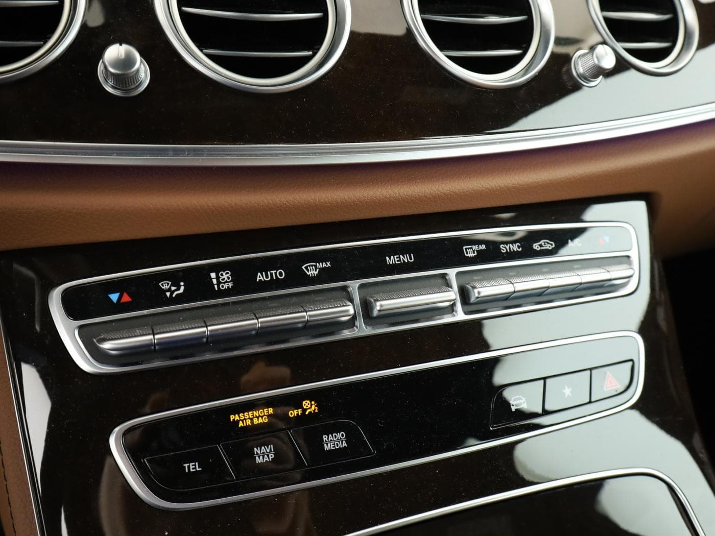 Mercedes-Benz E 450 4M Bild 14