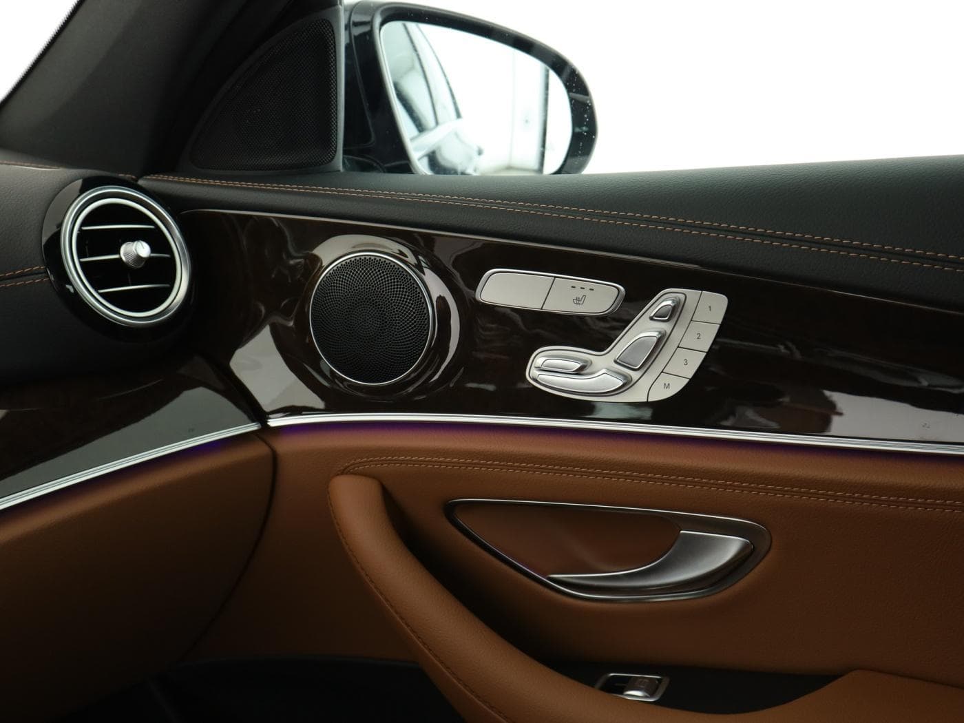 Mercedes-Benz E 450 4M Bild 16