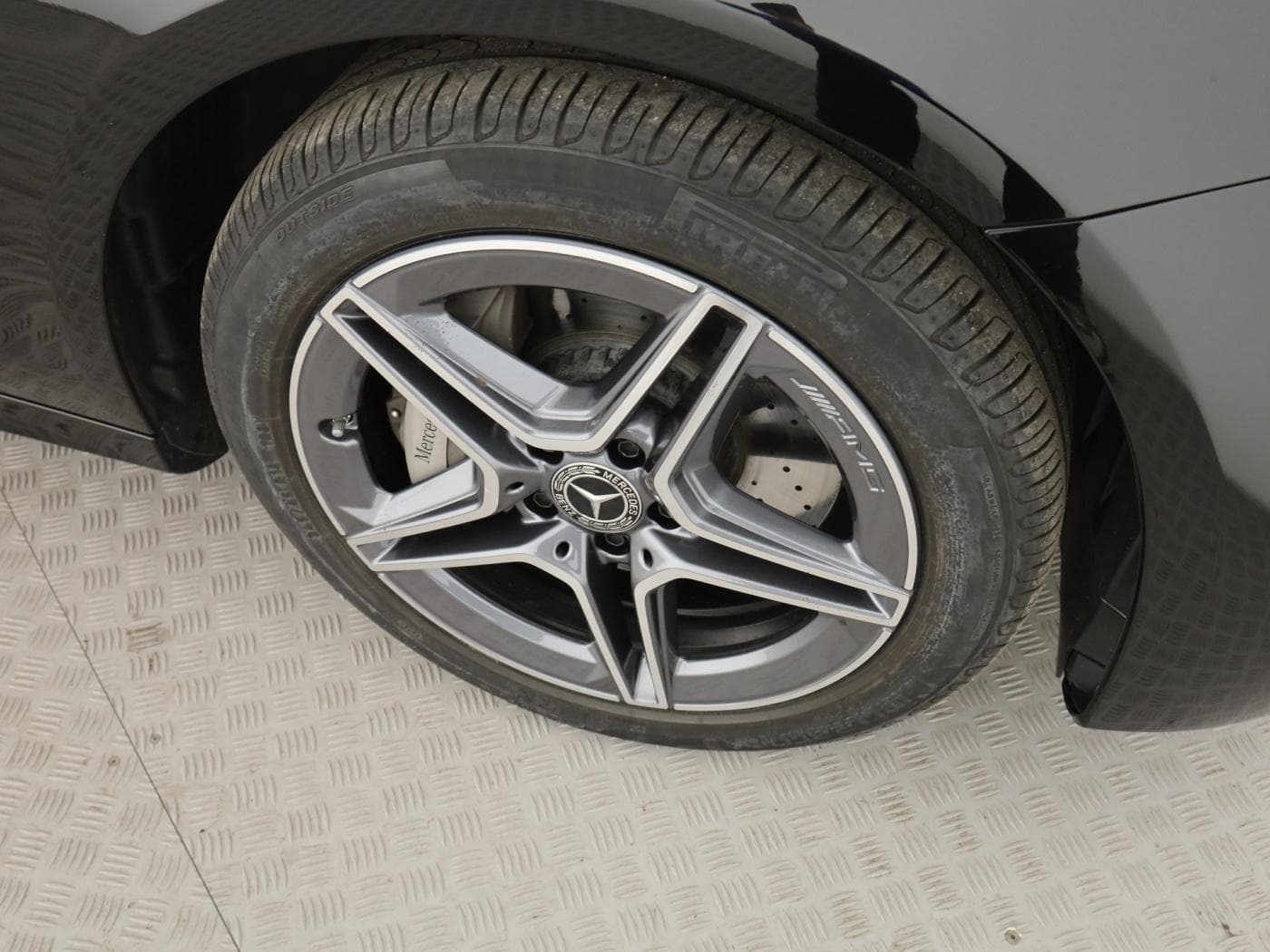 Mercedes-Benz E 450 4M Bild 21