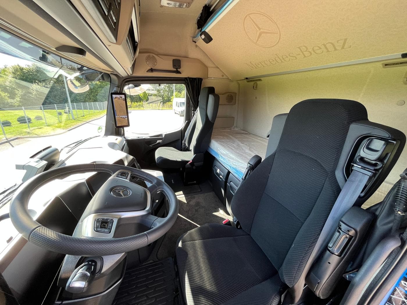 Mercedes-Benz Actros 1848 LS Bild 12