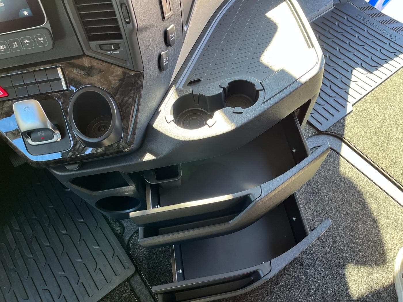 Mercedes-Benz Actros 1848 LS Bild 18