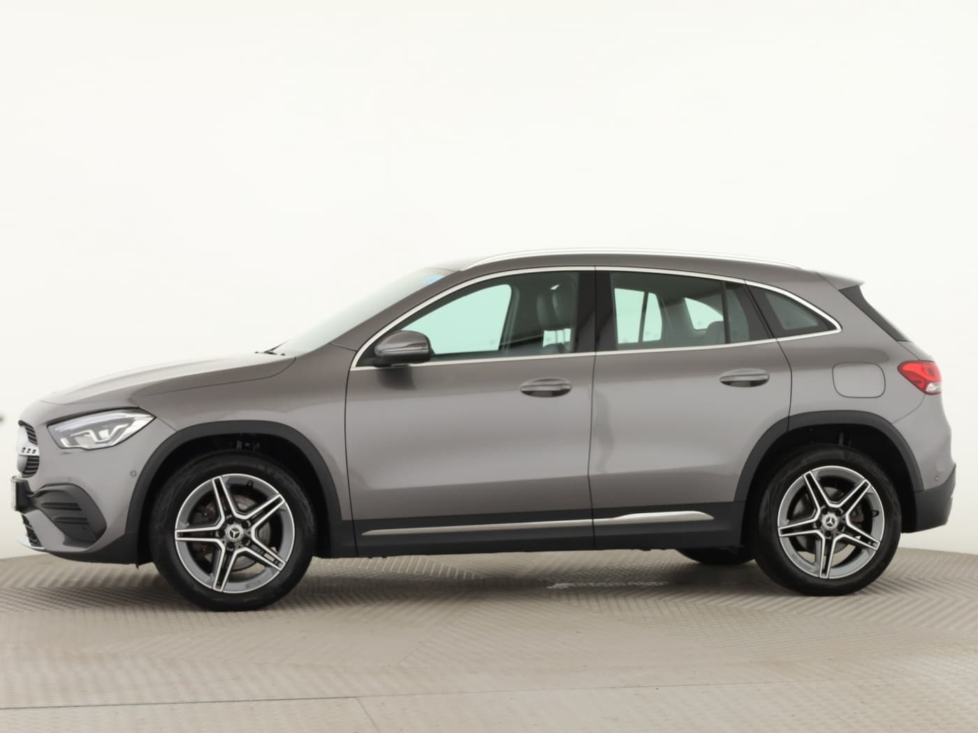 Mercedes-Benz GLA 250 e Bild 7