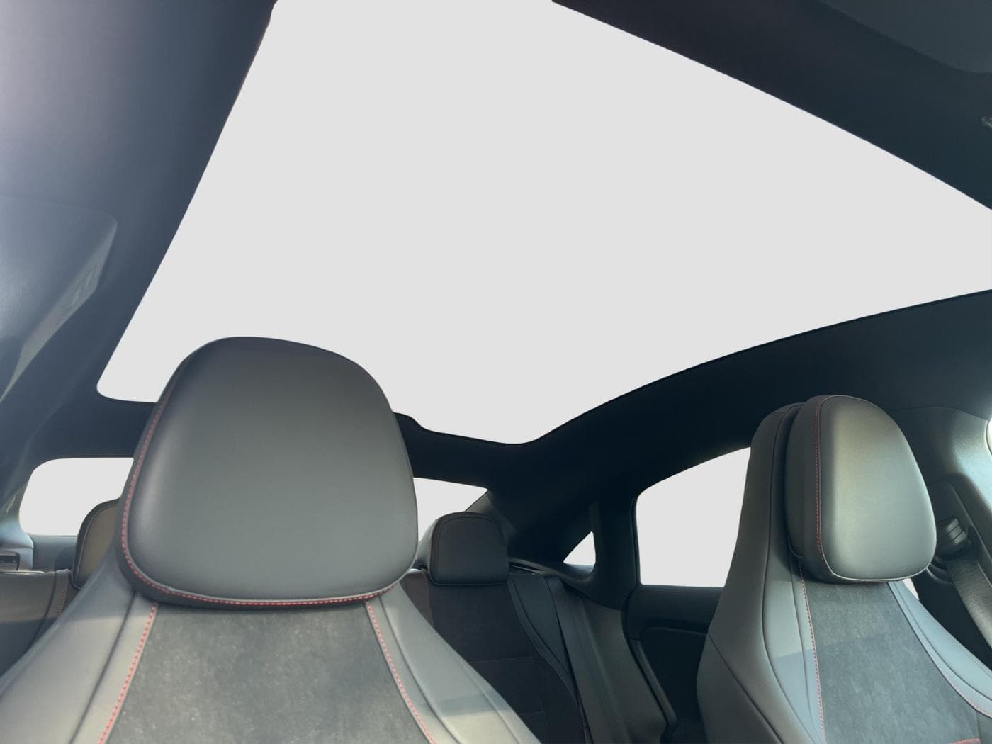 Mercedes-Benz CLA 250+ Bild 14