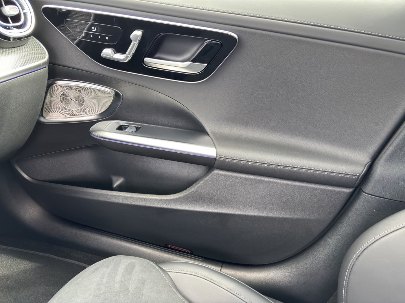 Mercedes-Benz C 300 e T Bild 14