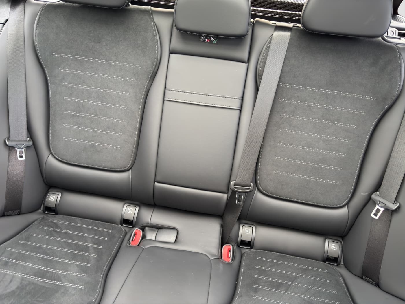 Mercedes-Benz C 300 e T Bild 17