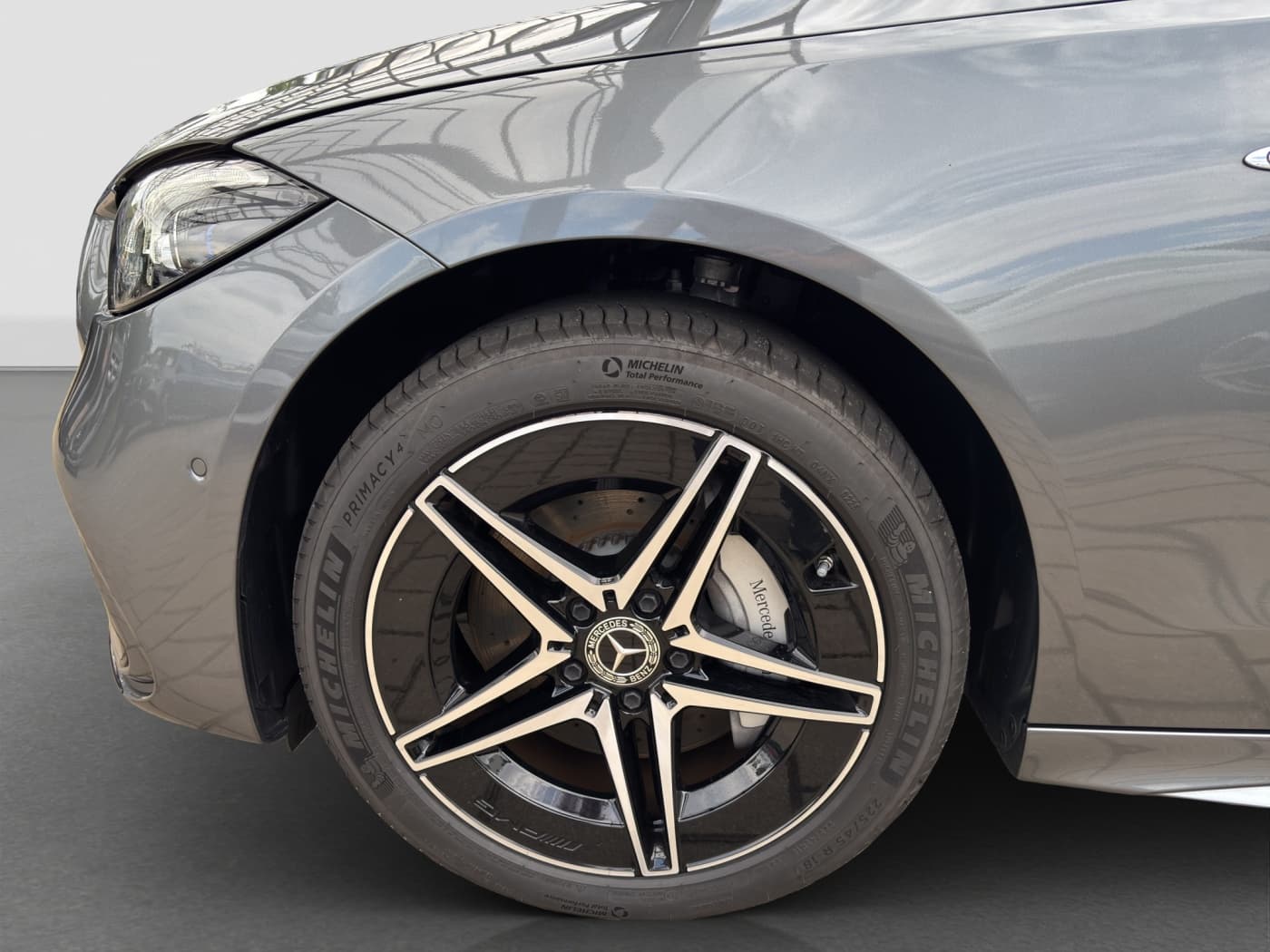 Mercedes-Benz C 300 e T Bild 20