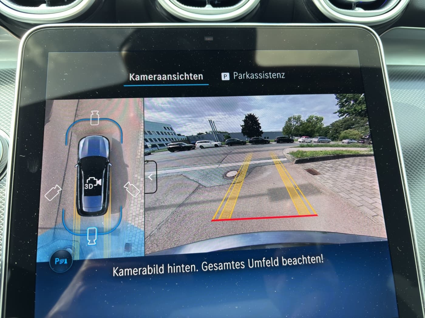 Mercedes-Benz C 300 e T Bild 21