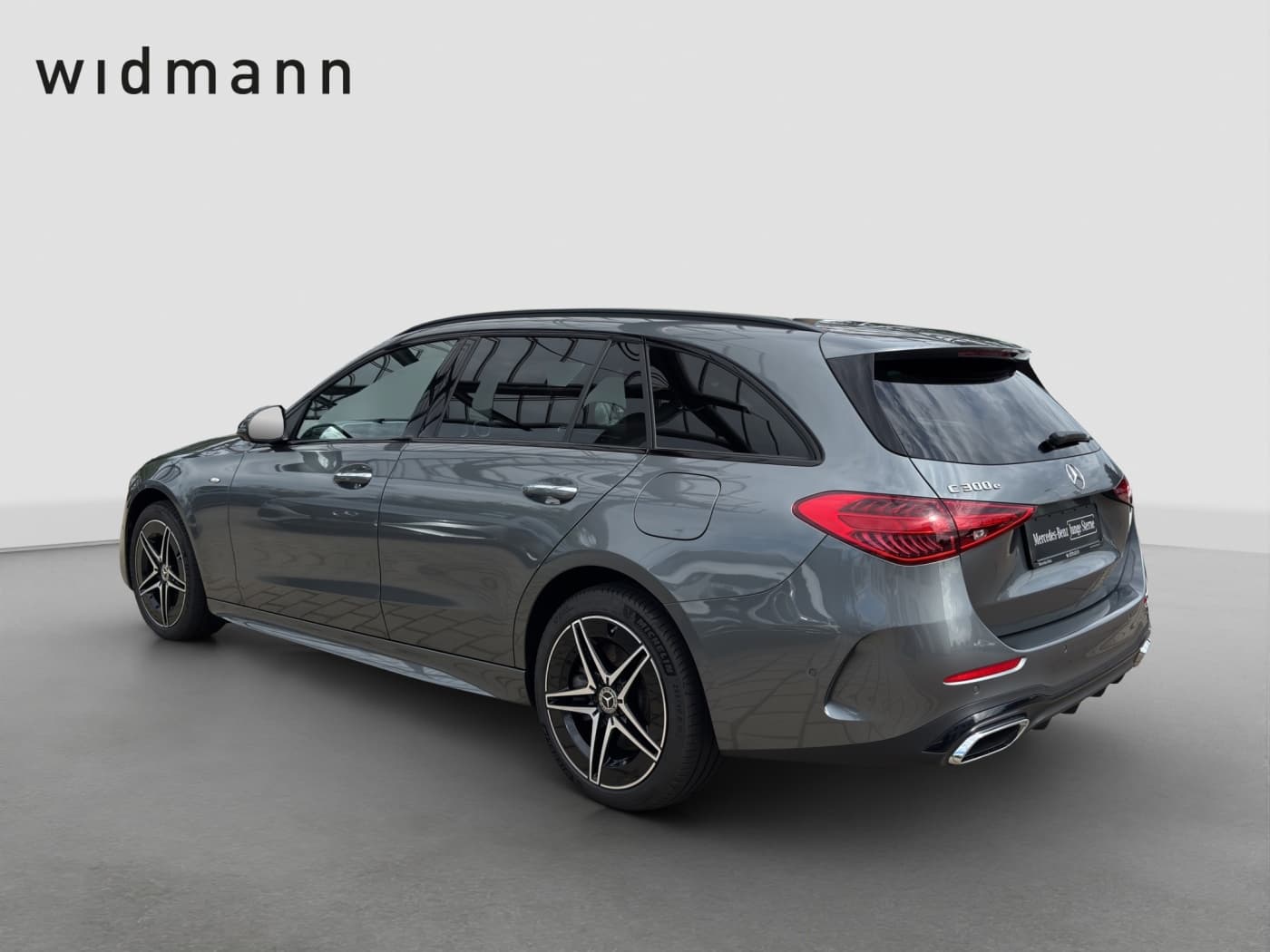 Mercedes-Benz C 300 e T Bild 8