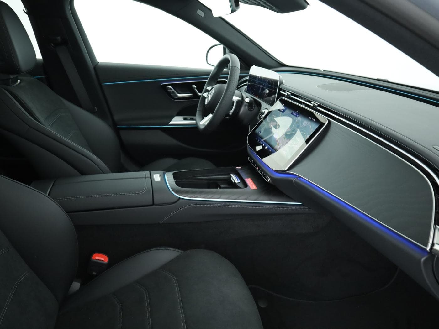 Mercedes-Benz E 220 d Limousine Bild 17