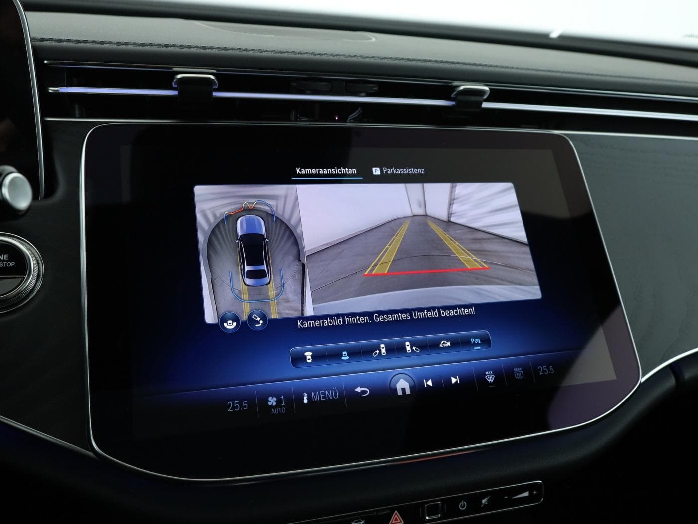 Mercedes-Benz E 220 d Limousine Bild 28