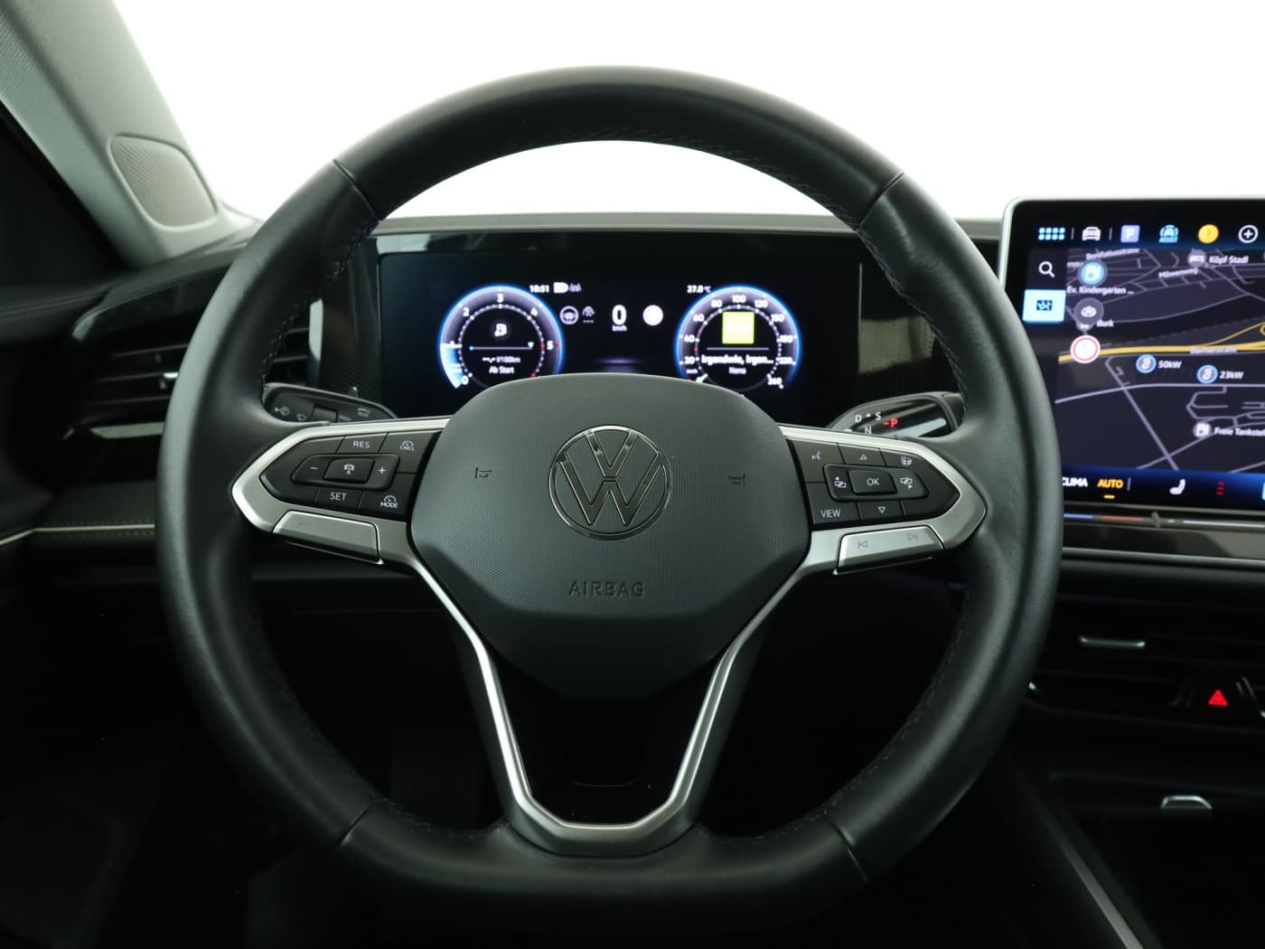 Volkswagen Passat 2.0 TDI Business Bild 11
