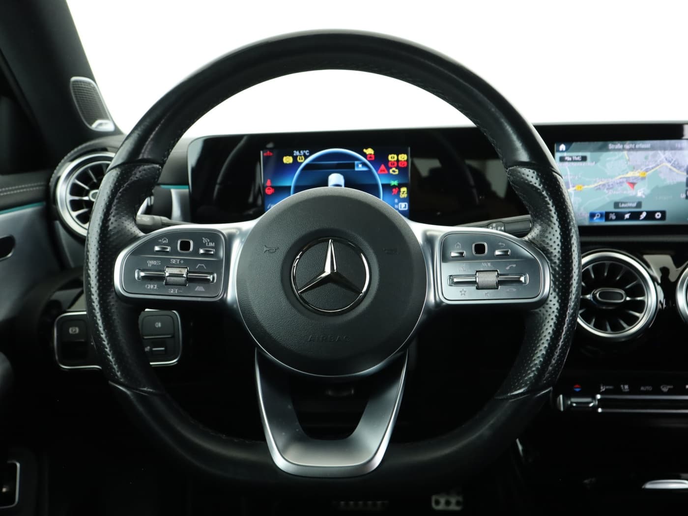 Mercedes-Benz A 250 e Bild 11