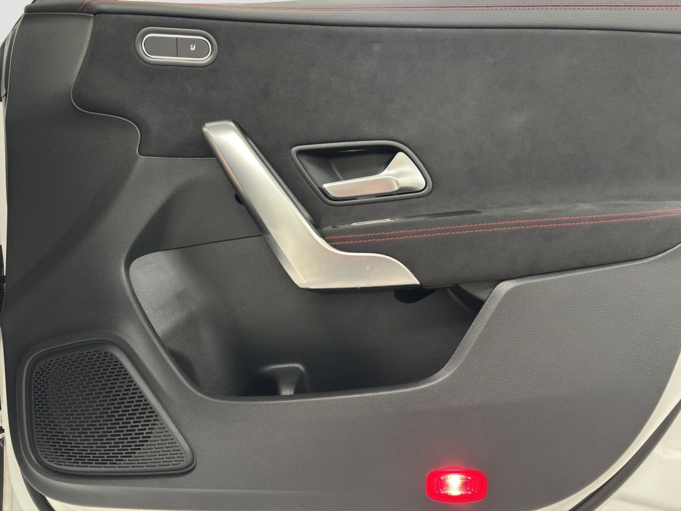 Mercedes-Benz CLA 200 Bild 14