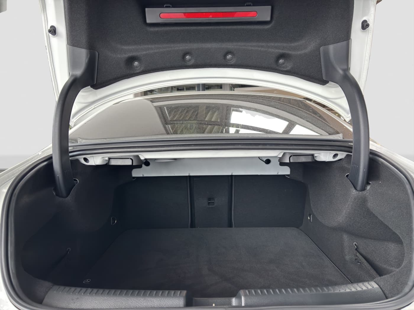 Mercedes-Benz CLA 200 Bild 19