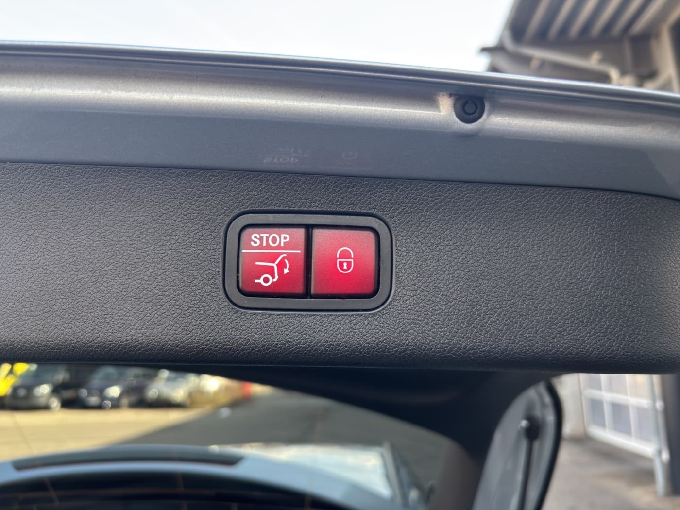 Mercedes-Benz E 220 d T Bild 20