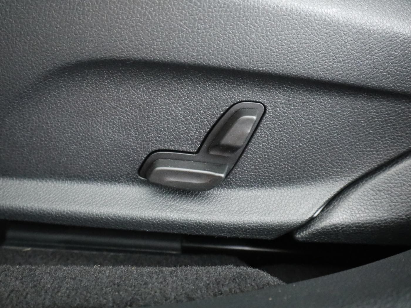 Mercedes-Benz E 450 4M T Bild 25