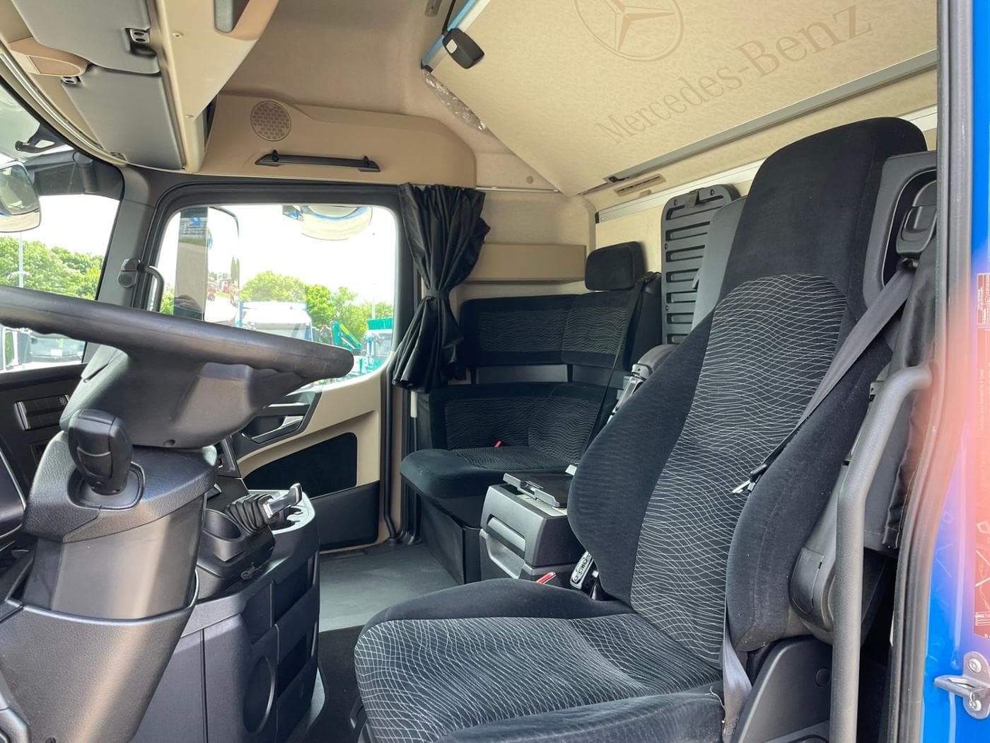 Mercedes-Benz Actros 1845 LS Bild 11