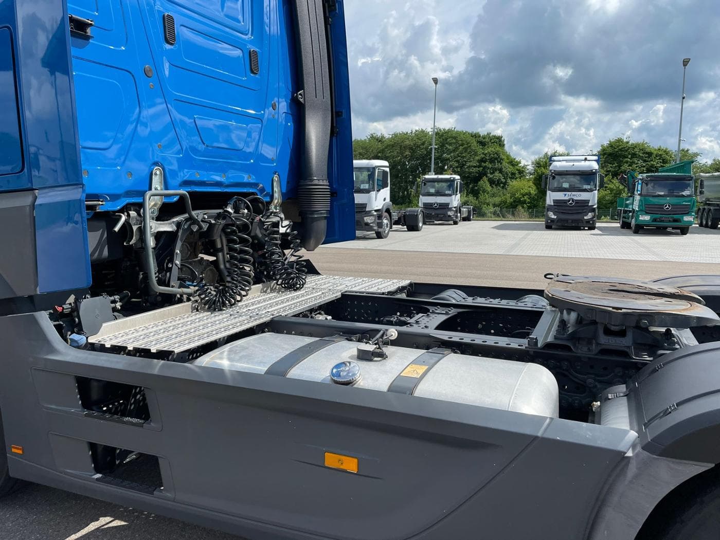 Mercedes-Benz Actros 1845 LS Bild 3