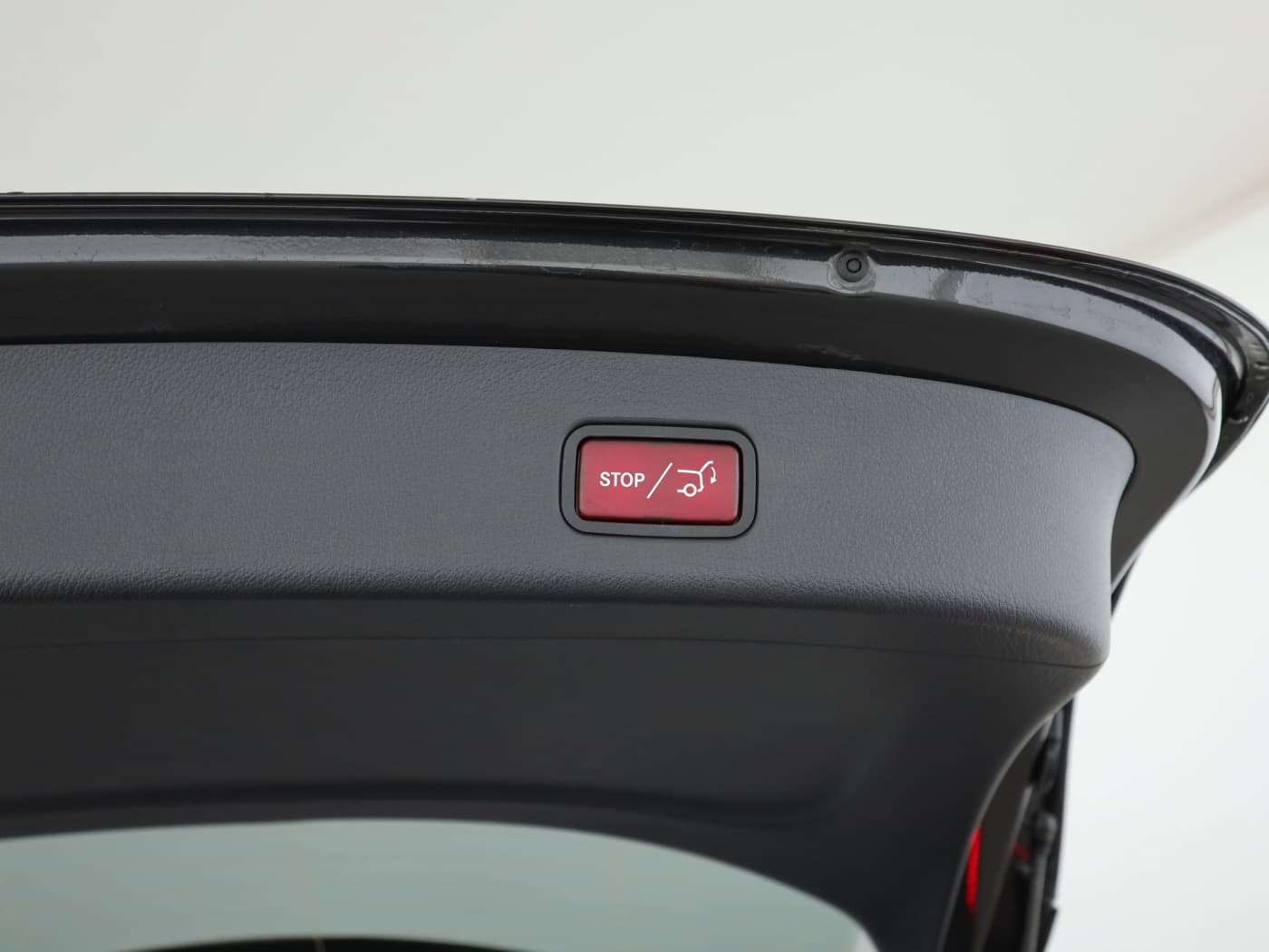 Mercedes-Benz GLC 200 4M Bild 24