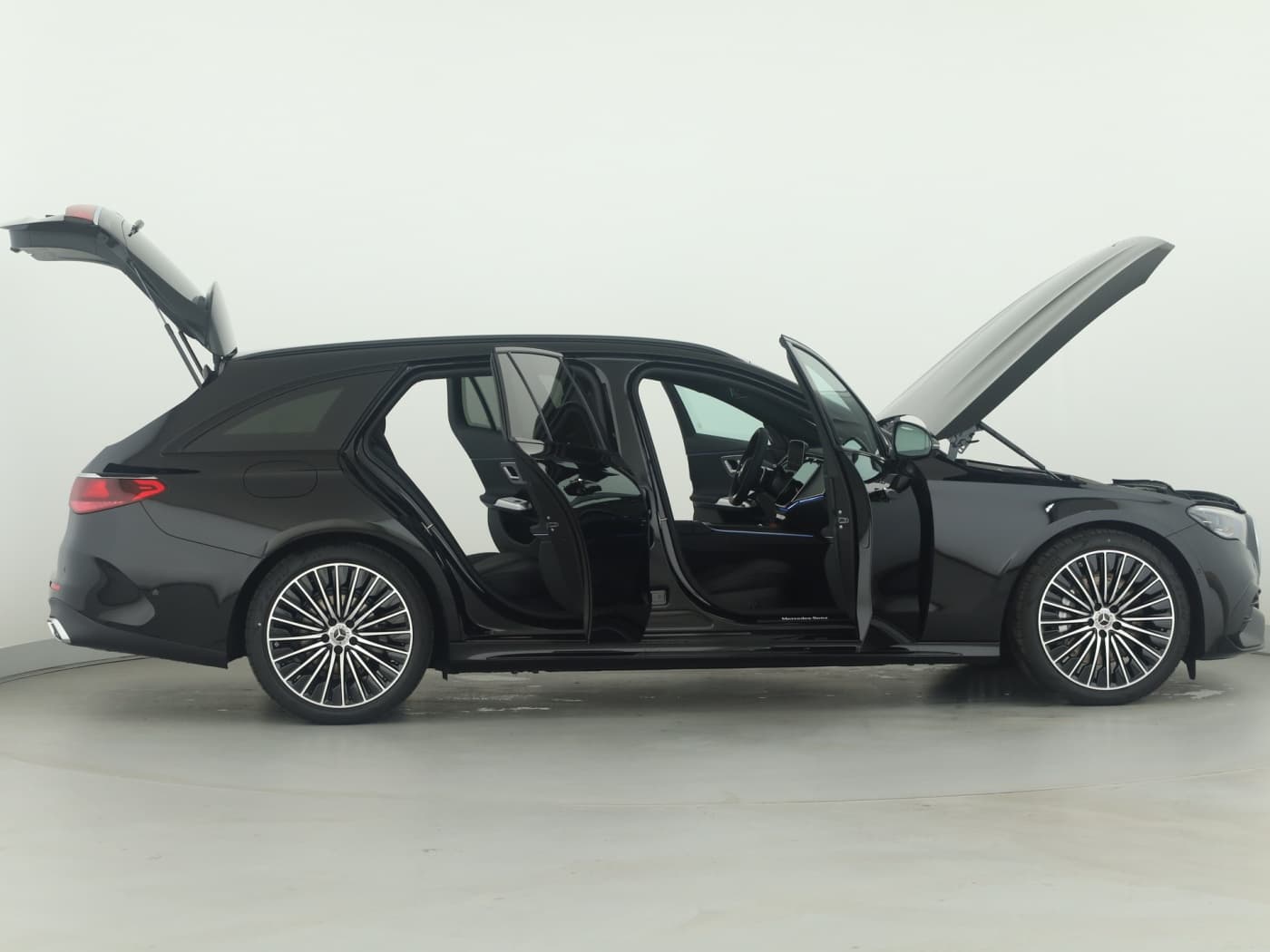 Mercedes-Benz E 220 d T-Modell Bild 8