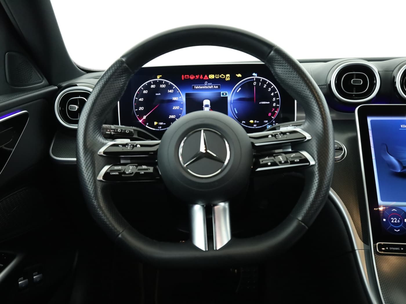 Mercedes-Benz C 300 e T Bild 11