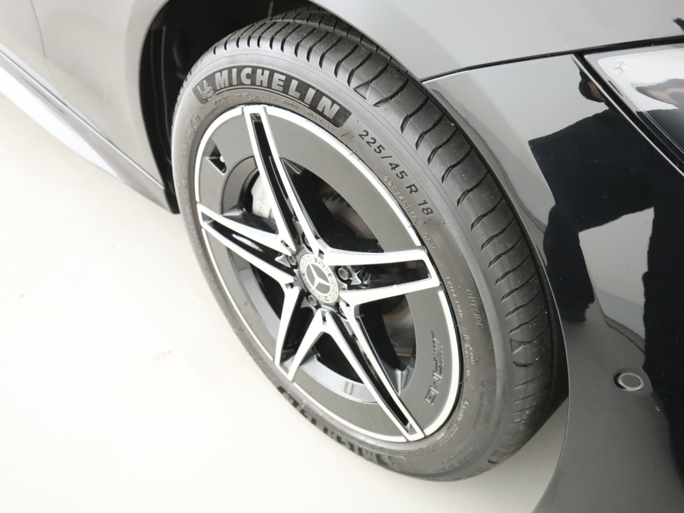 Mercedes-Benz C 300 e T Bild 21