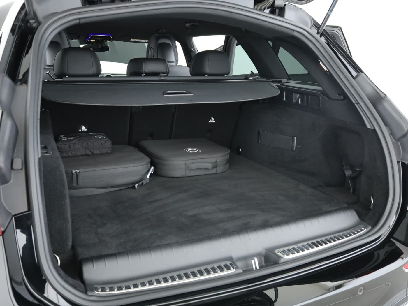 Mercedes-Benz C 300 e T Bild 22