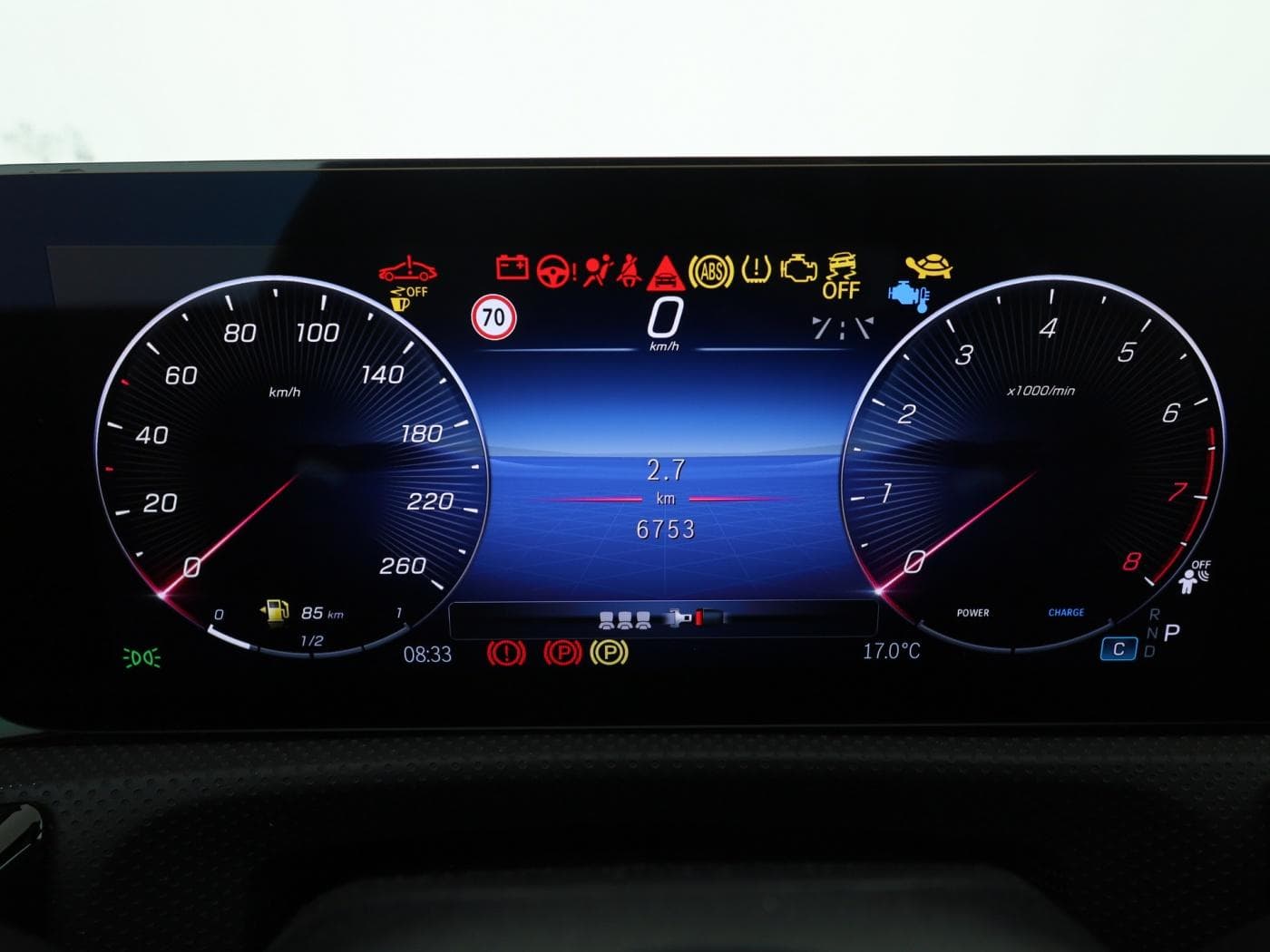 Mercedes-Benz CLA 200 SB Bild 12