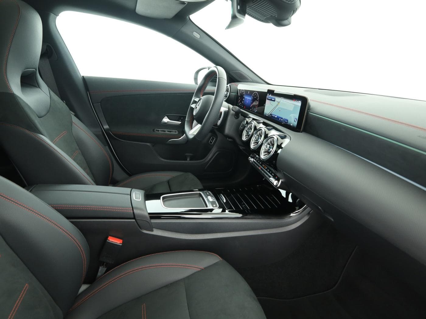 Mercedes-Benz CLA 200 SB Bild 17