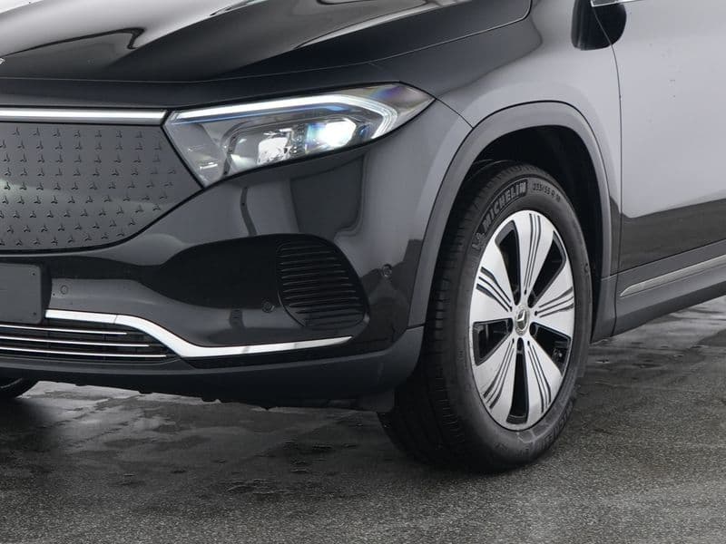 Mercedes-Benz EQA 300 4M Bild 3