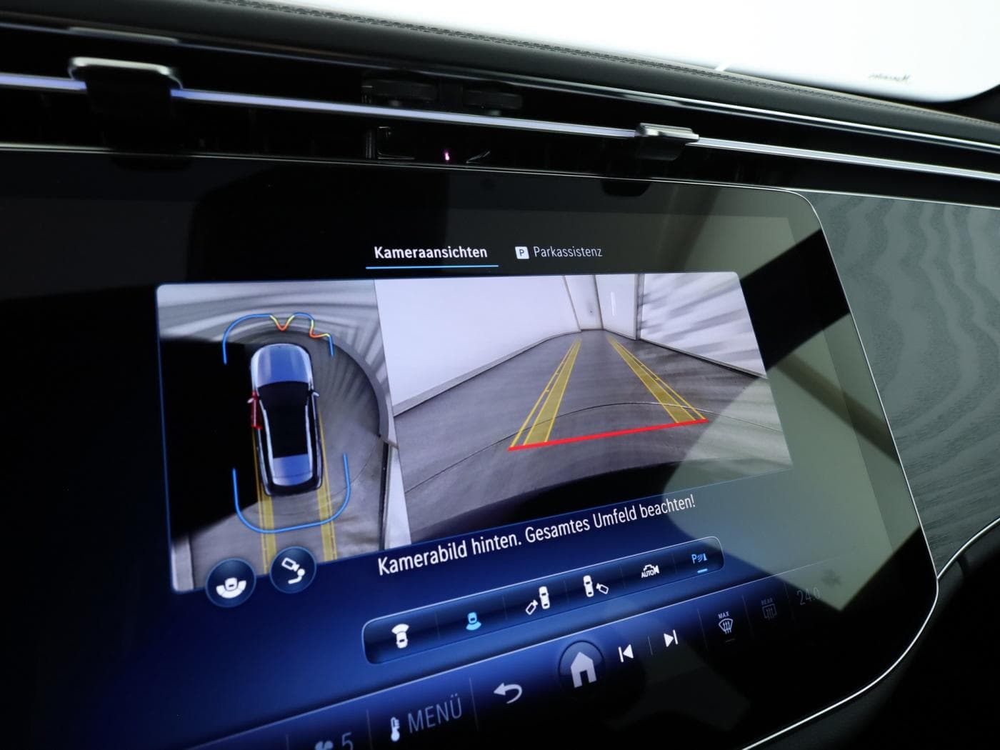 Mercedes-Benz E 220 d T Bild 27