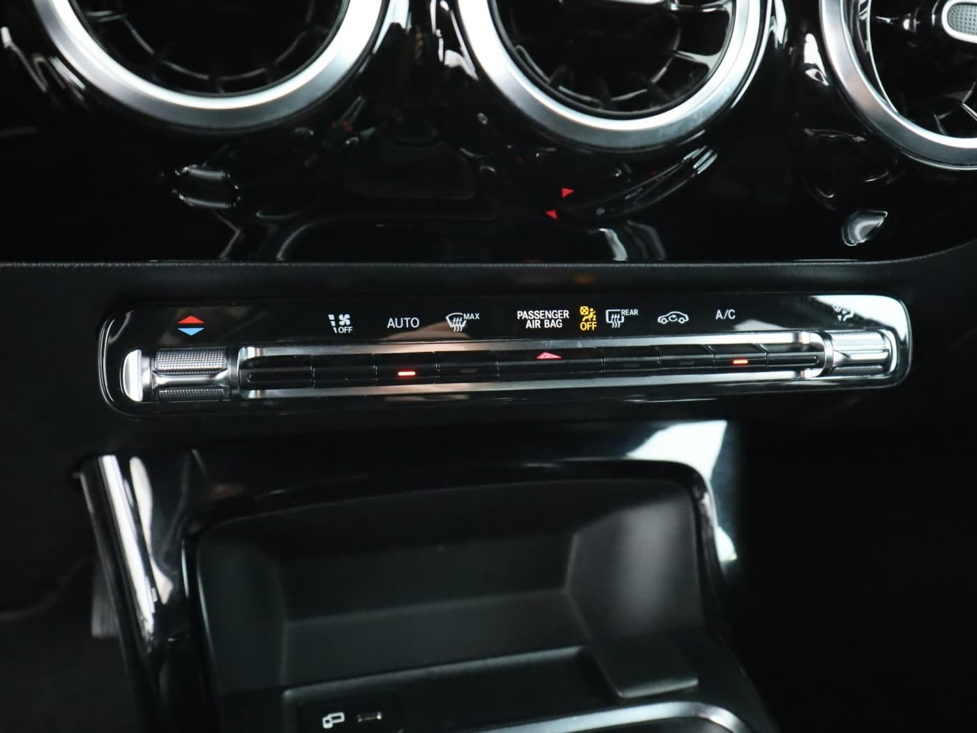 Mercedes-Benz A 180 d Bild 14