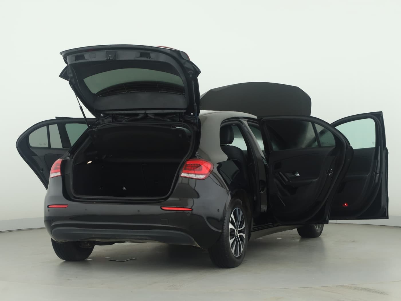 Mercedes-Benz A 180 d Bild 9