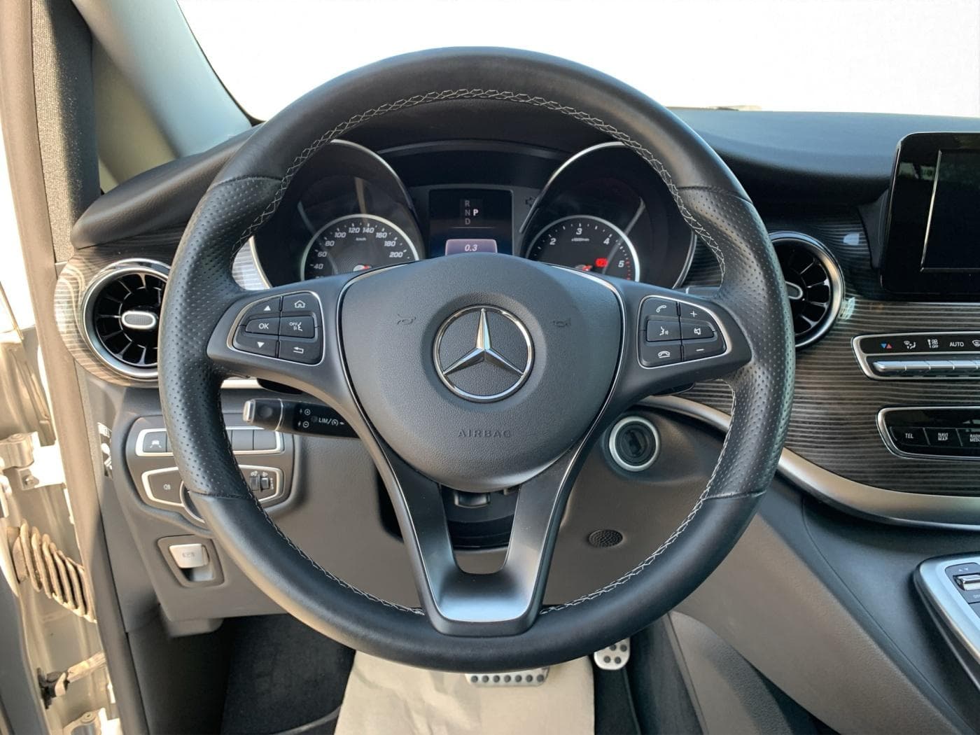 Mercedes-Benz V 220 d EDITION Lang Bild 10