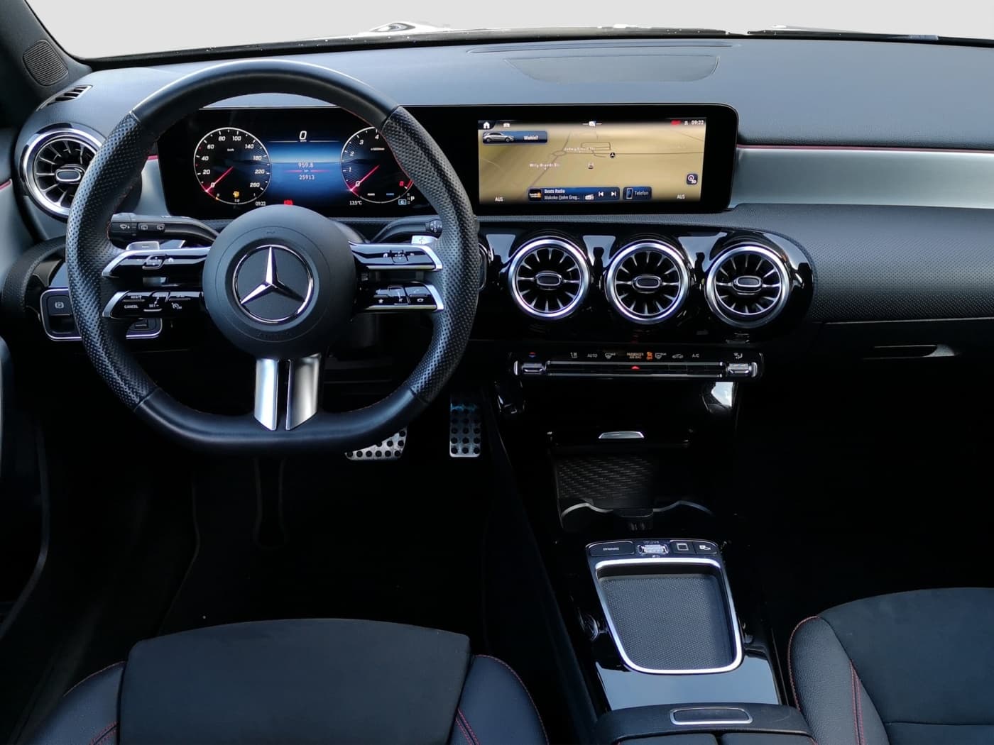Mercedes-Benz A 180 Bild 9